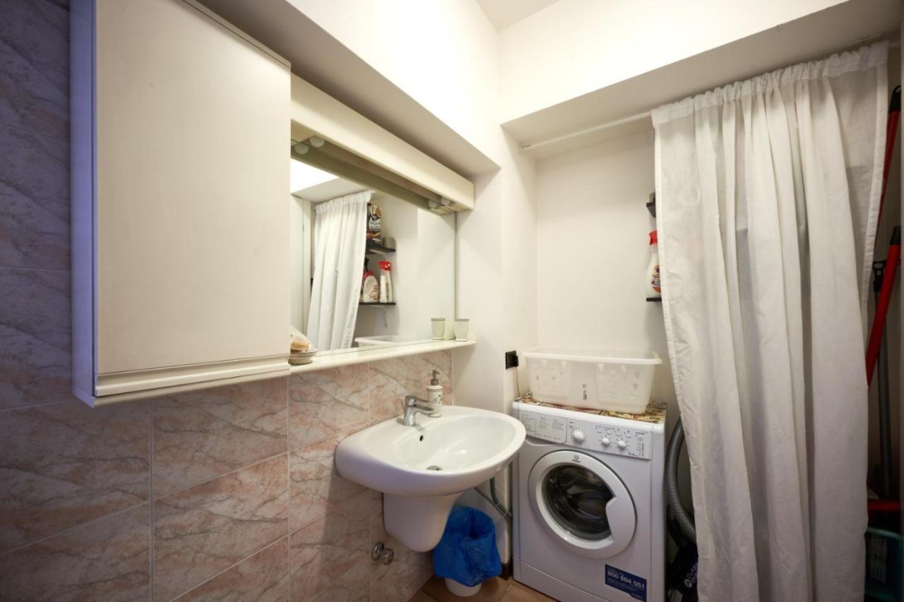 Apartamento Porto Valentino 2 Sirmione Exterior foto