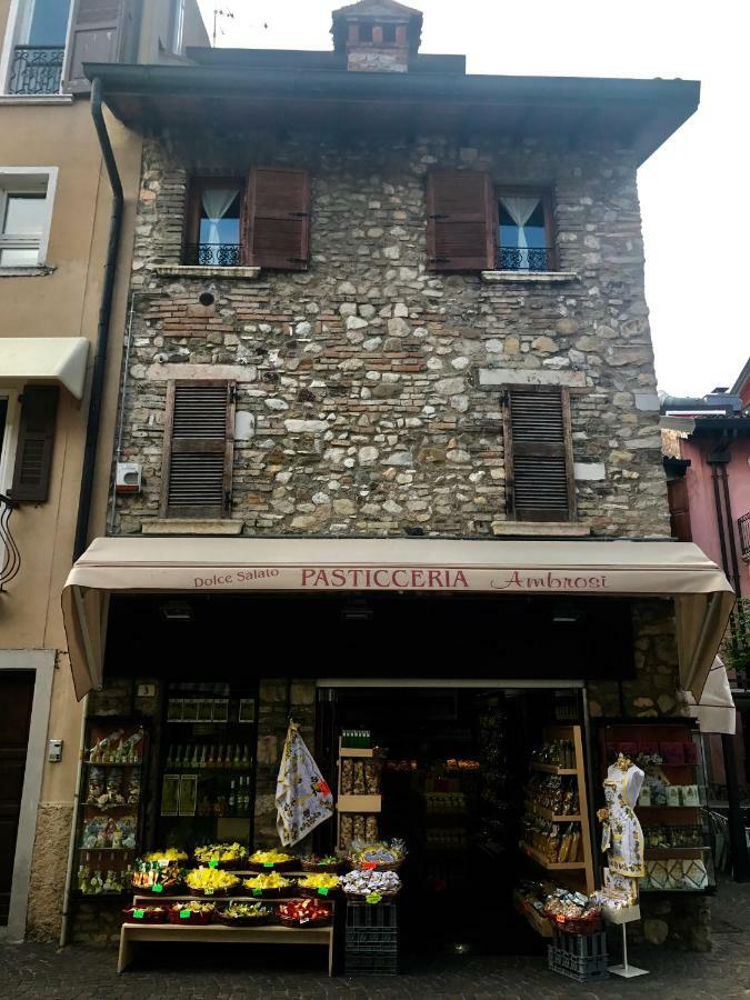 Apartamento Porto Valentino 2 Sirmione Exterior foto